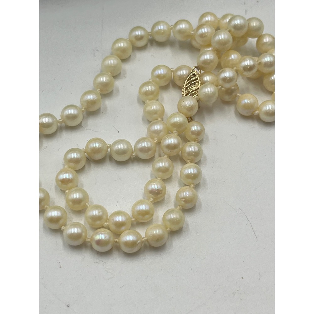 Vintage Cultured Akoya Pearl
Necklace‎ 18" Length 14K
Filigree Clasp 5mm Knotted - Picture 8 of 16